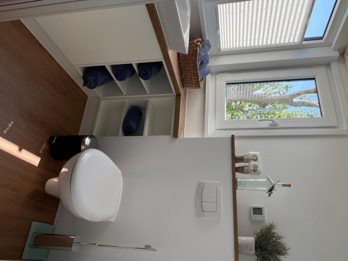Вилла Tiny House Moritz Fedderwardersiel Экстерьер фото